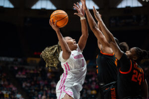 No. 19 WVU makes defensive statement in shutting down Oklahoma State, 72-40